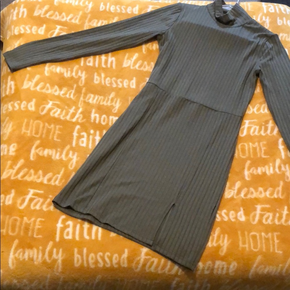 Derek Heart Dress